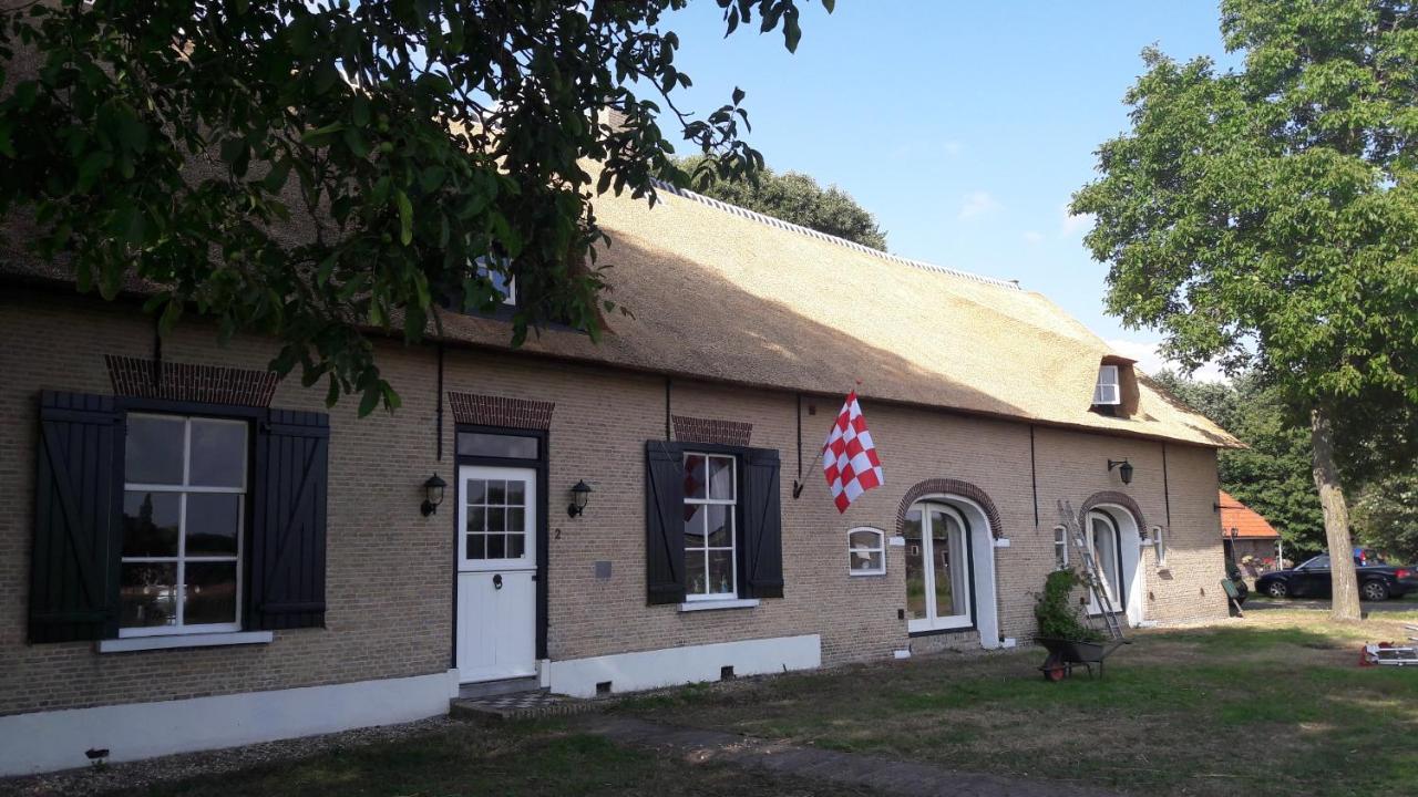 B&B Charming Farmhouse Prinsenbeek Exterior foto