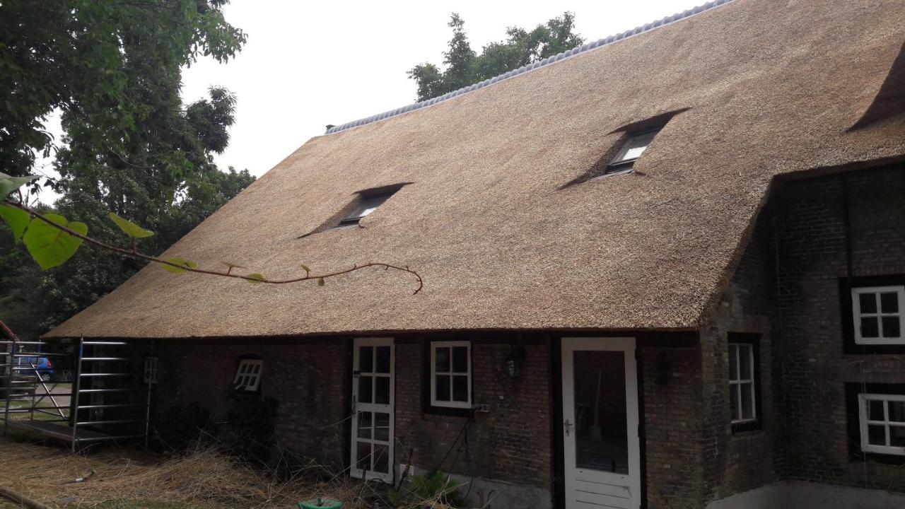 B&B Charming Farmhouse Prinsenbeek Exterior foto